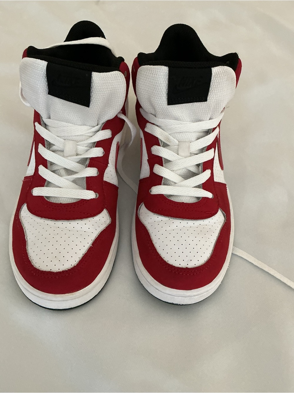 Nike Court Borough Mid Sneakers White Red Black Youth 7Y / Women’s 8.5